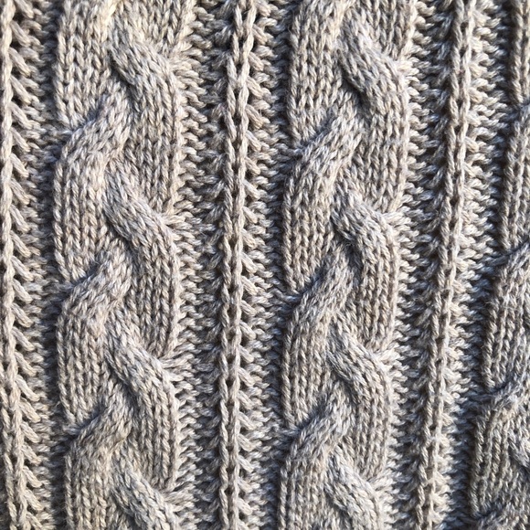 Charlie Brown Sweater. Cable Knit, Swingy Body with Slight Cowl Neck. Size- AU 4 - Picture 5 of 13